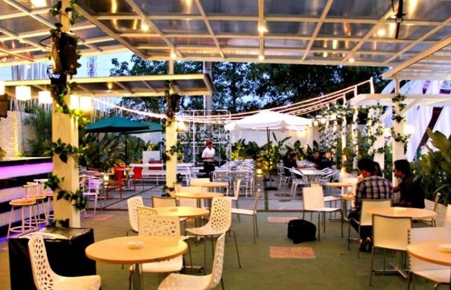 5 cafe estetik di kota Kupang 2023